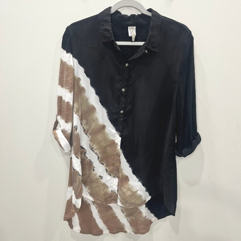XCVI Mixed Media Tie Dye Button Front Roll Tab Blouse Neutral Boho Artsy Large